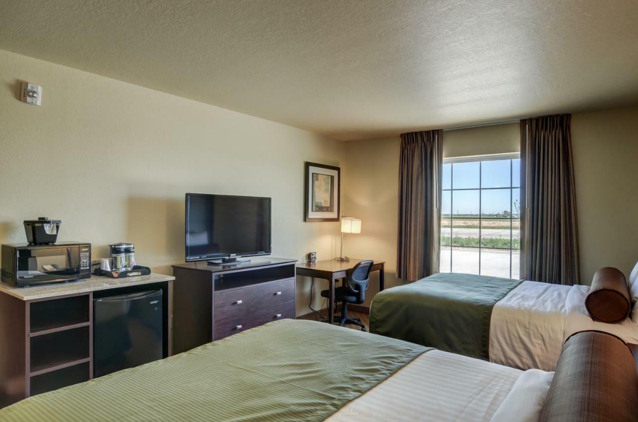 Cobblestone Inn & Suites-Kersey ภายนอก รูปภาพ