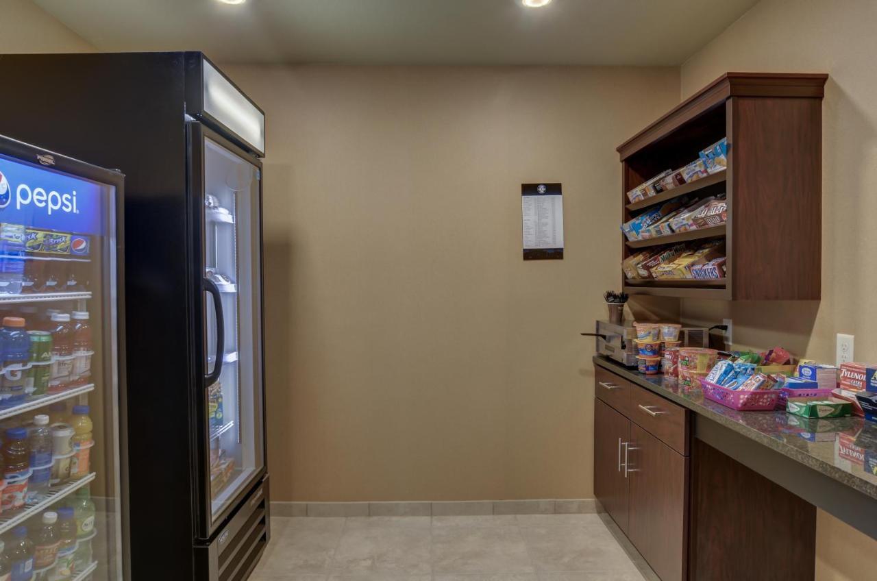 Cobblestone Inn & Suites-Kersey ภายนอก รูปภาพ