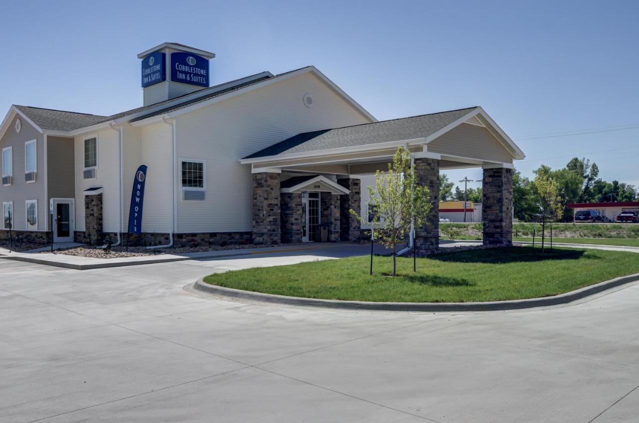 Cobblestone Inn & Suites-Kersey ภายนอก รูปภาพ